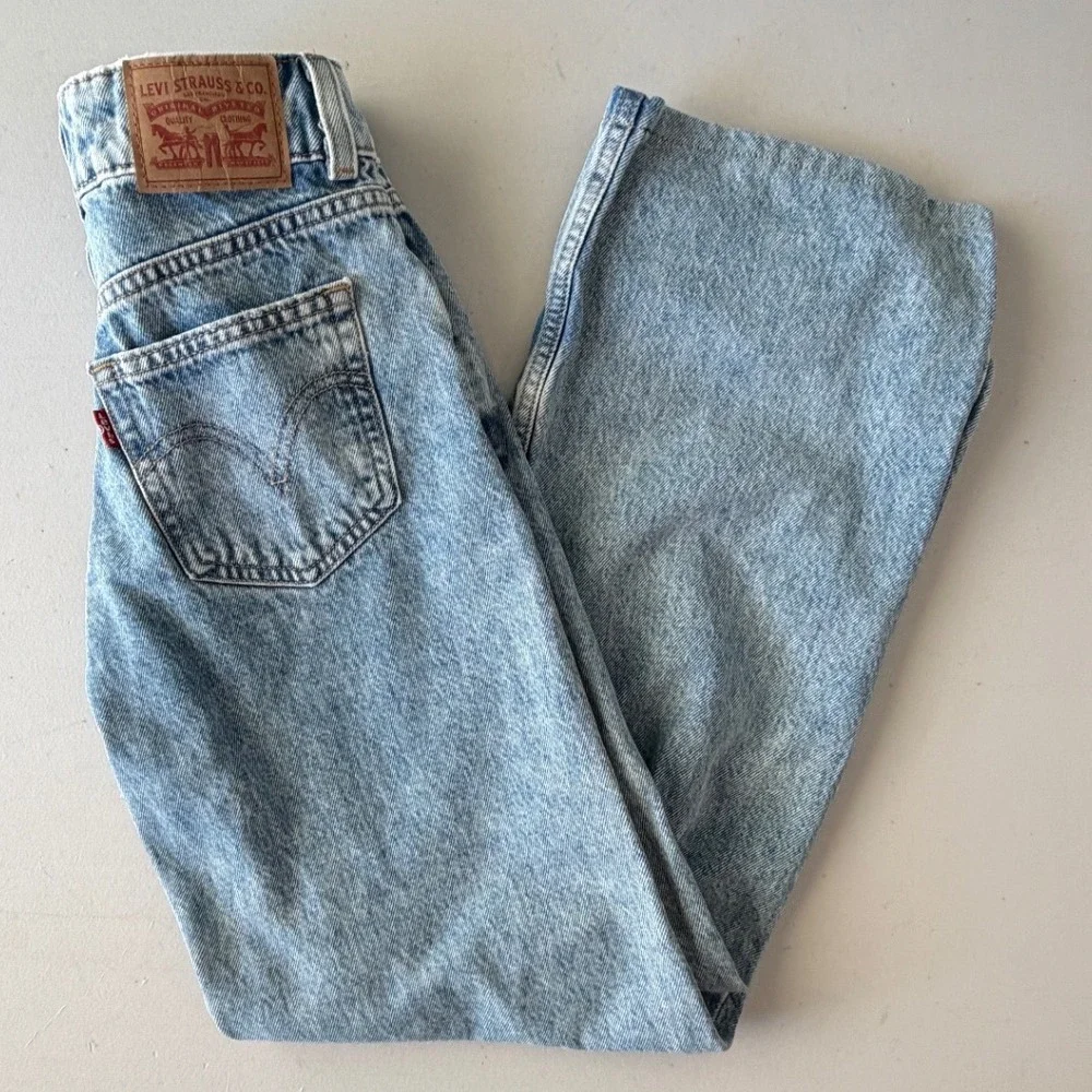 Levis Superlow Straight Leg Jeans Light Wash Denim W24 L32 A7498-0000